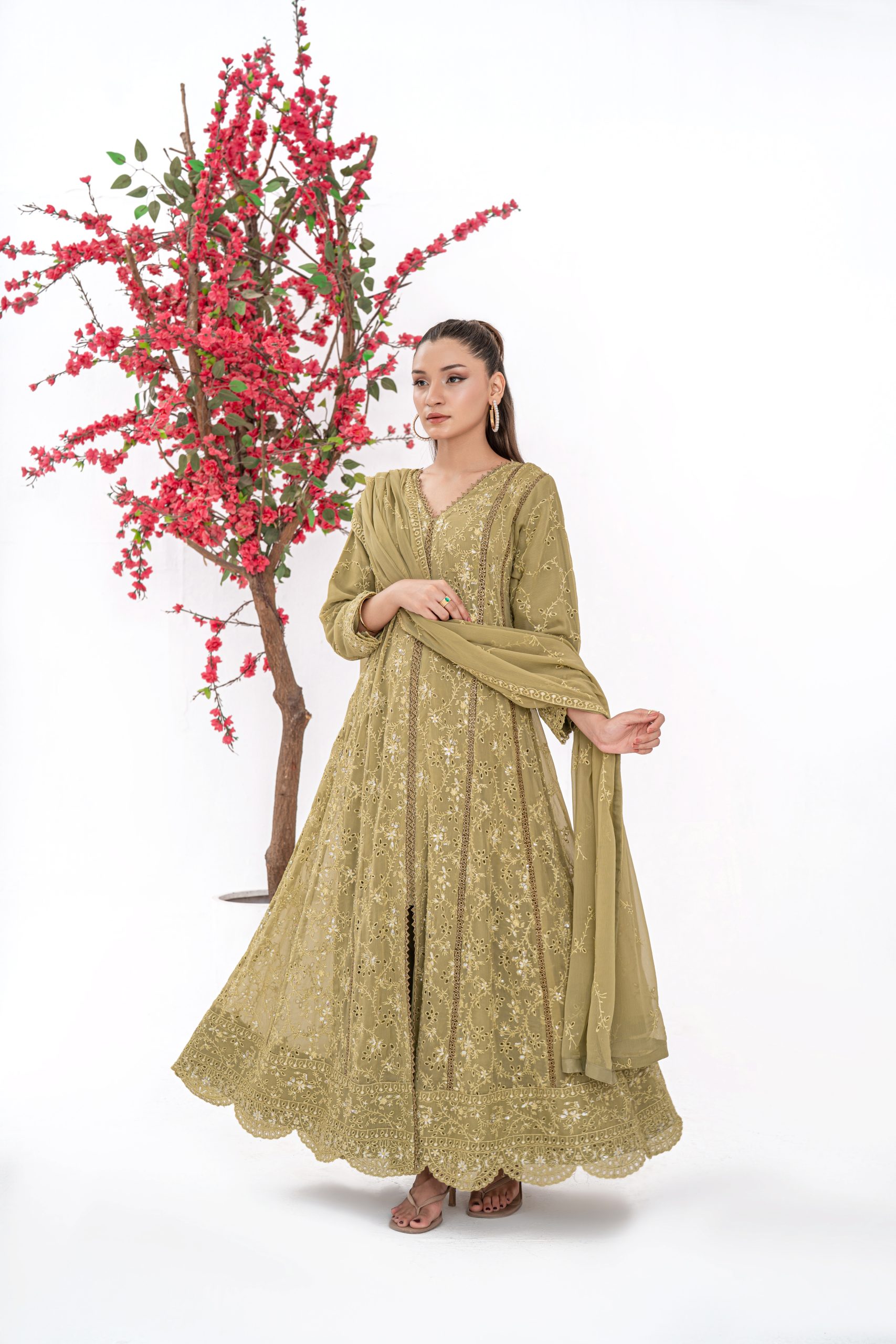 Waniya – Soft Olive Moss - Image 3