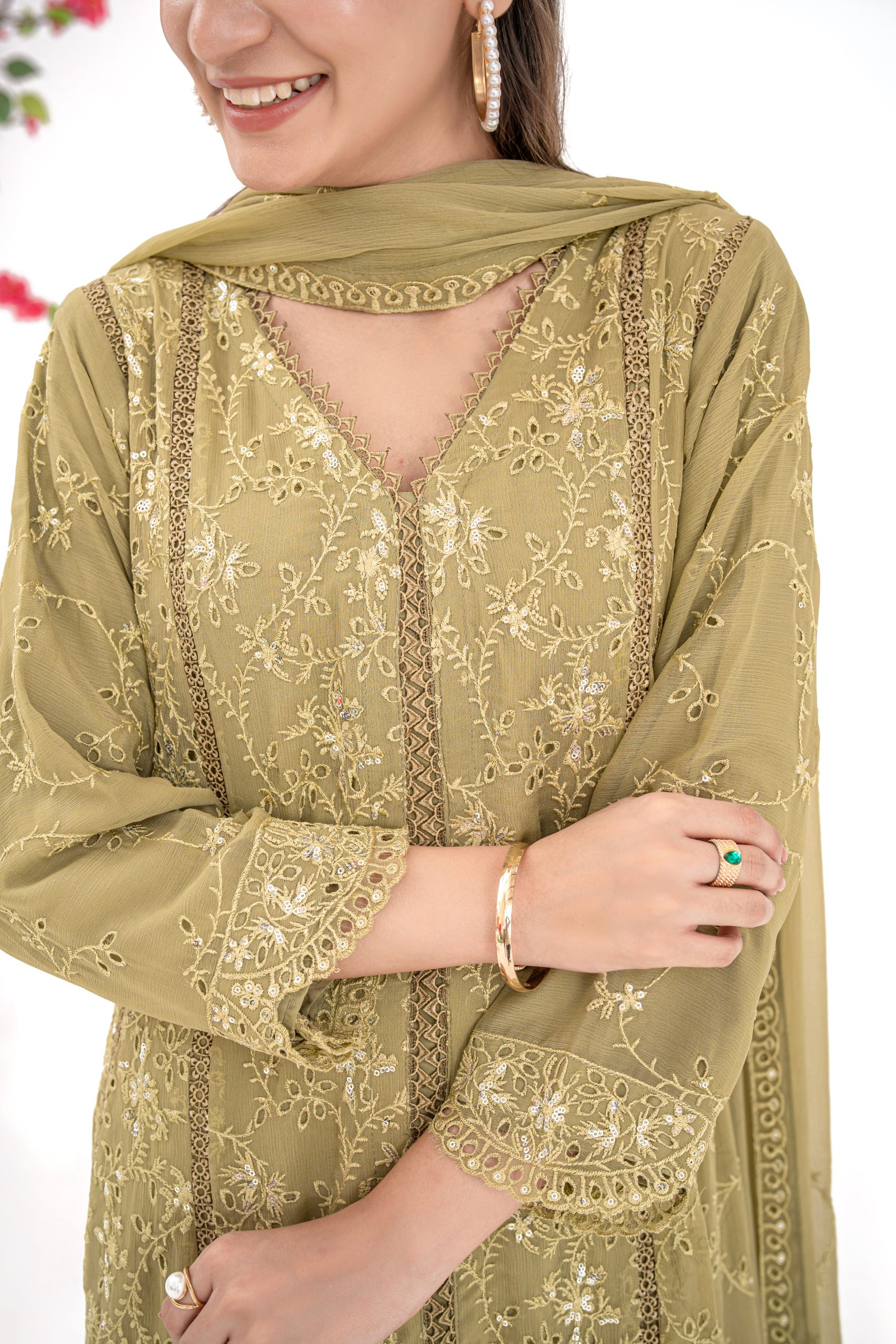 Waniya – Soft Olive Moss - Image 5