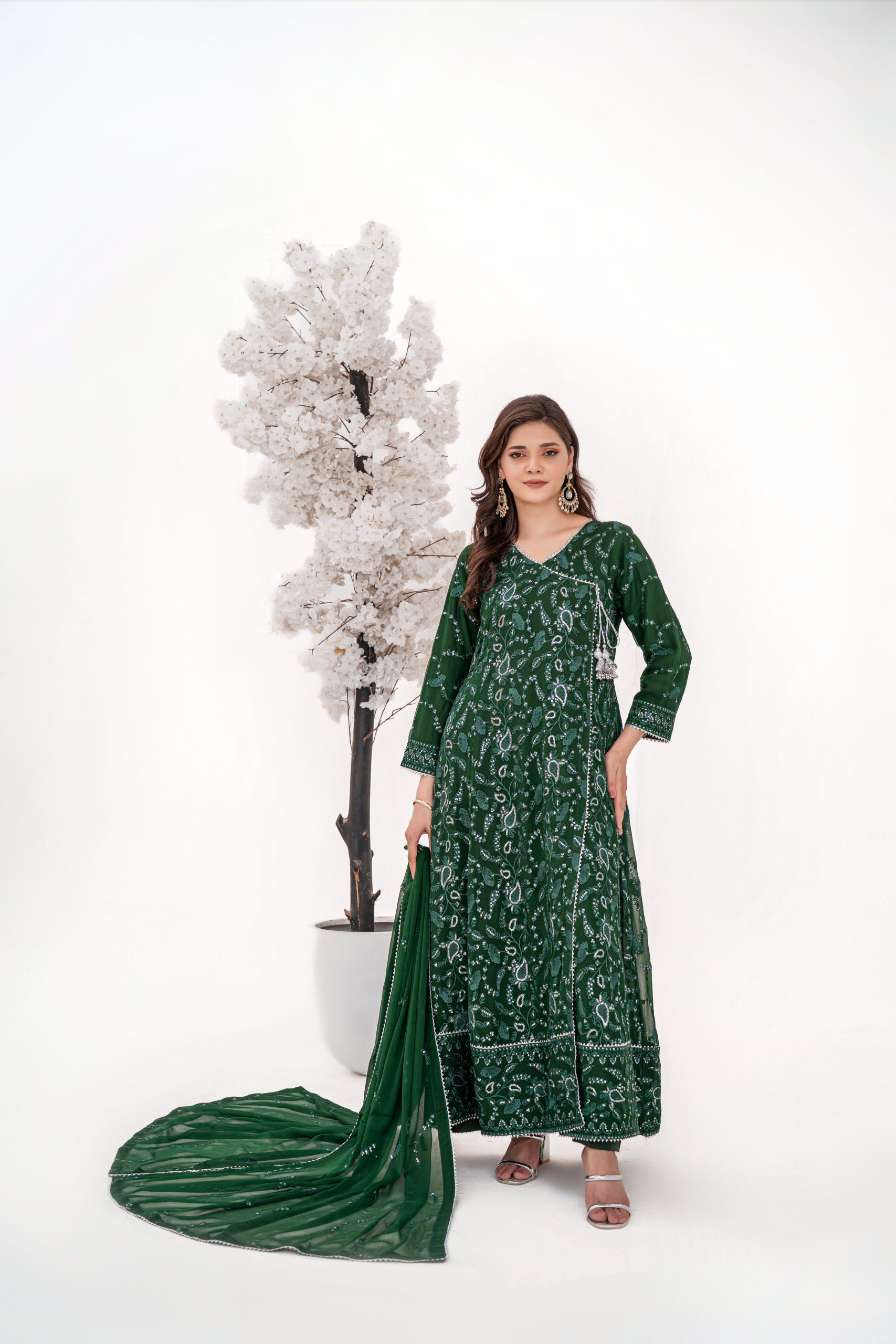 Alya – Deep Emerald Green