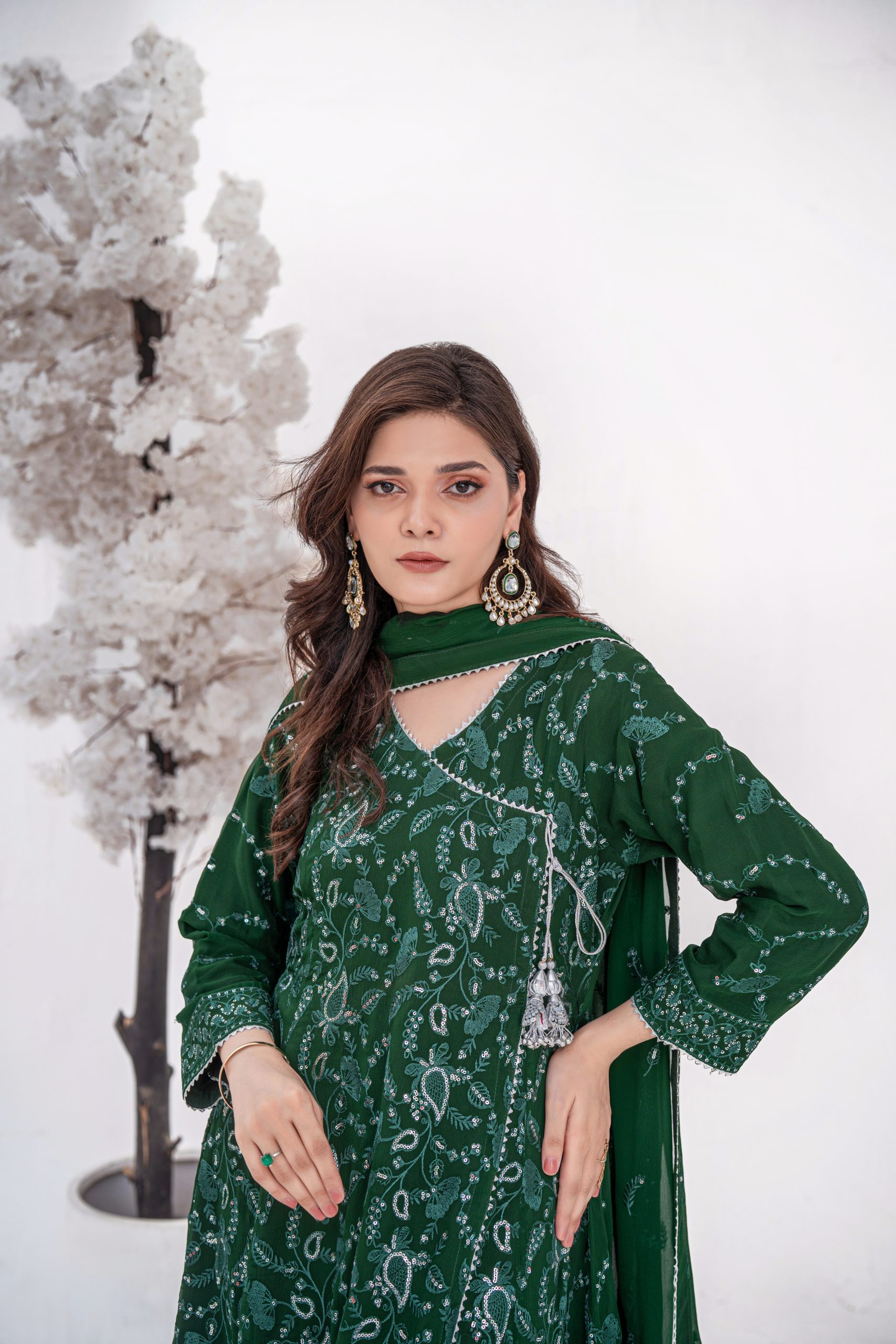 Alya – Deep Emerald Green - Image 5