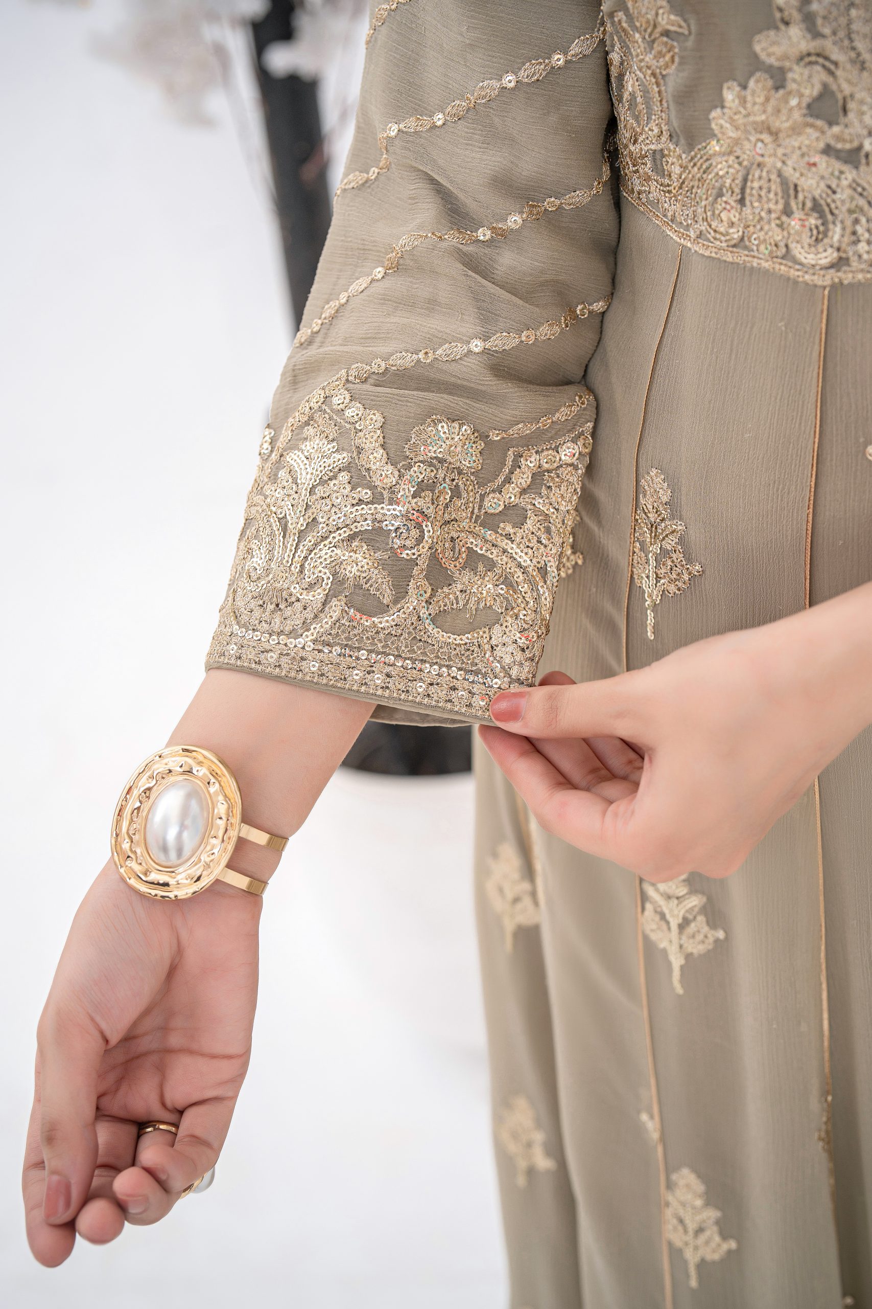 Alya – Muted Beige - Image 17