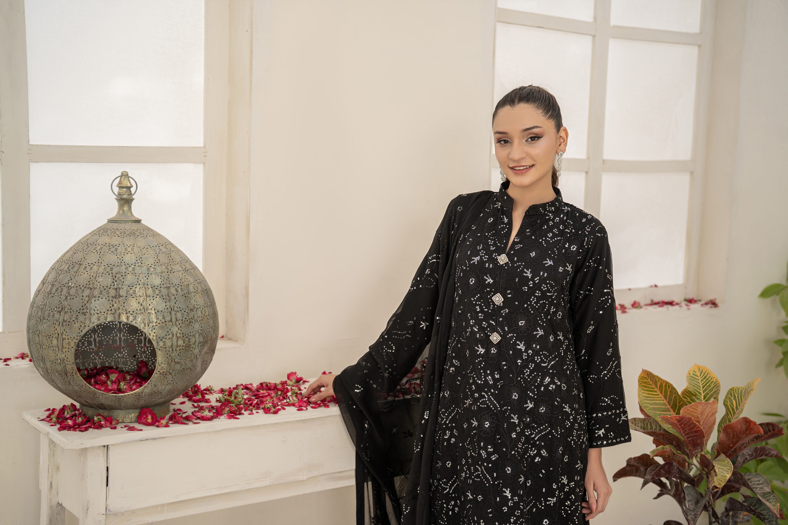 Alya – Classic Jet Black - Image 4