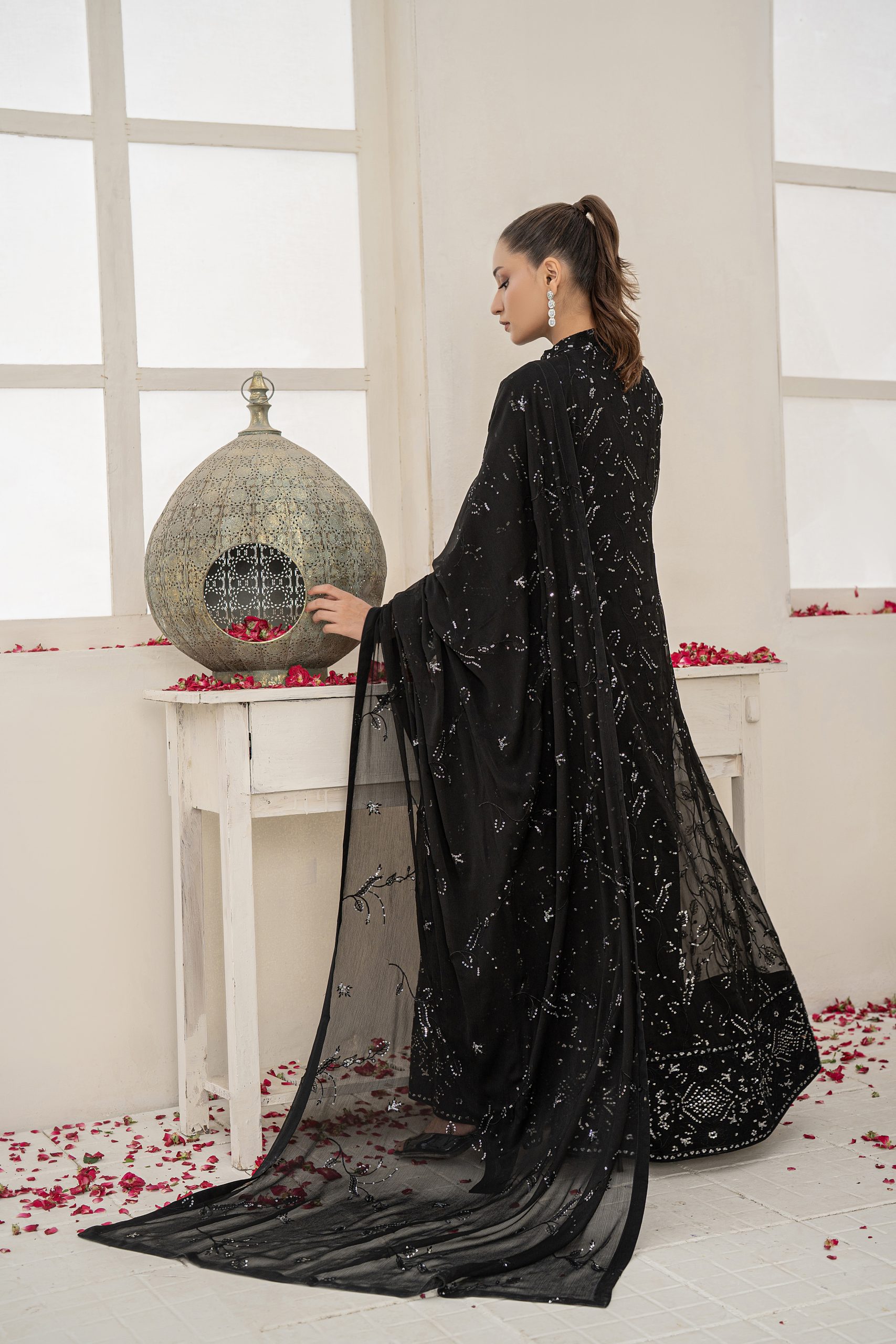 Alya – Classic Jet Black - Image 5