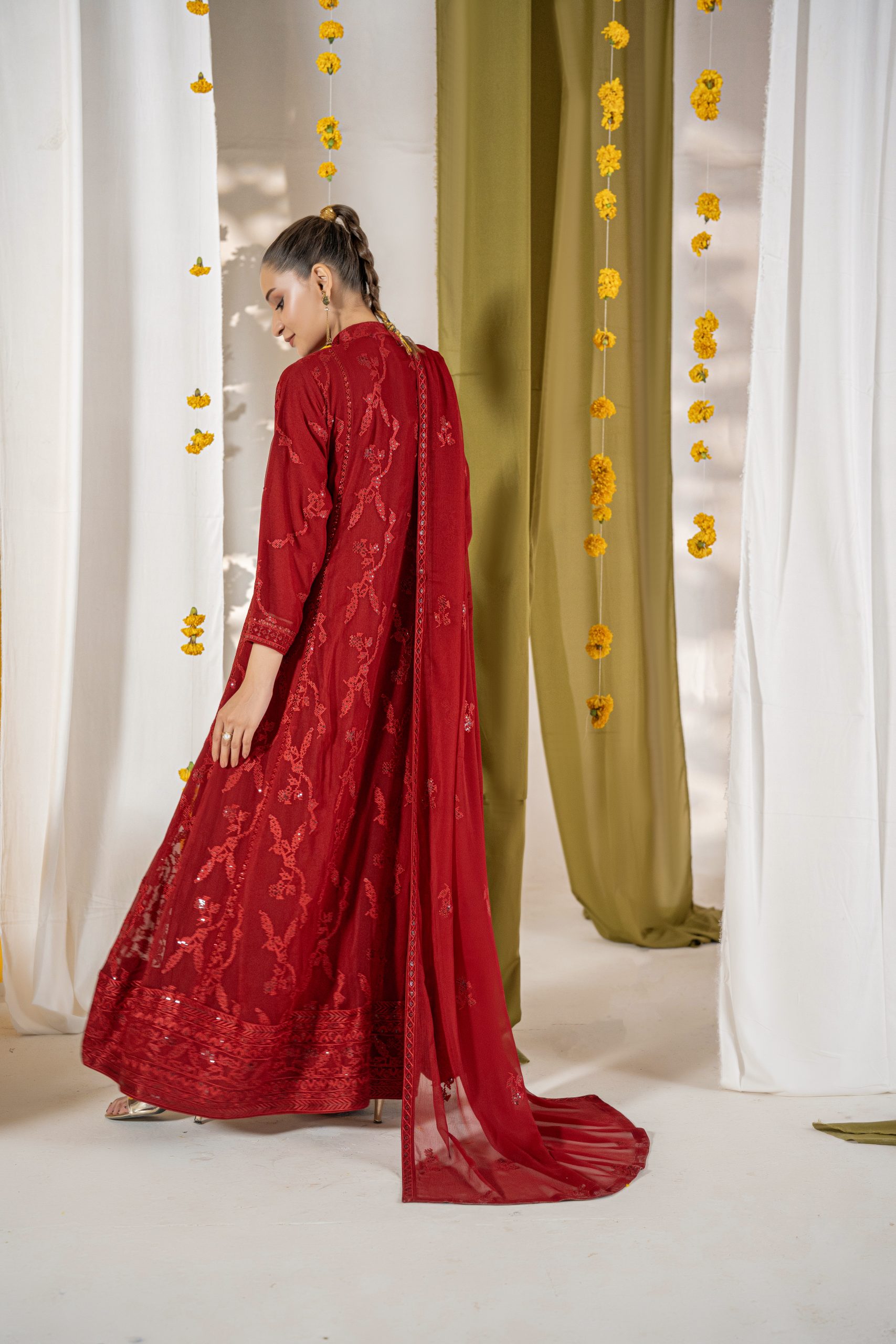 Ronaq – Deep Crimson Maroon - Image 13
