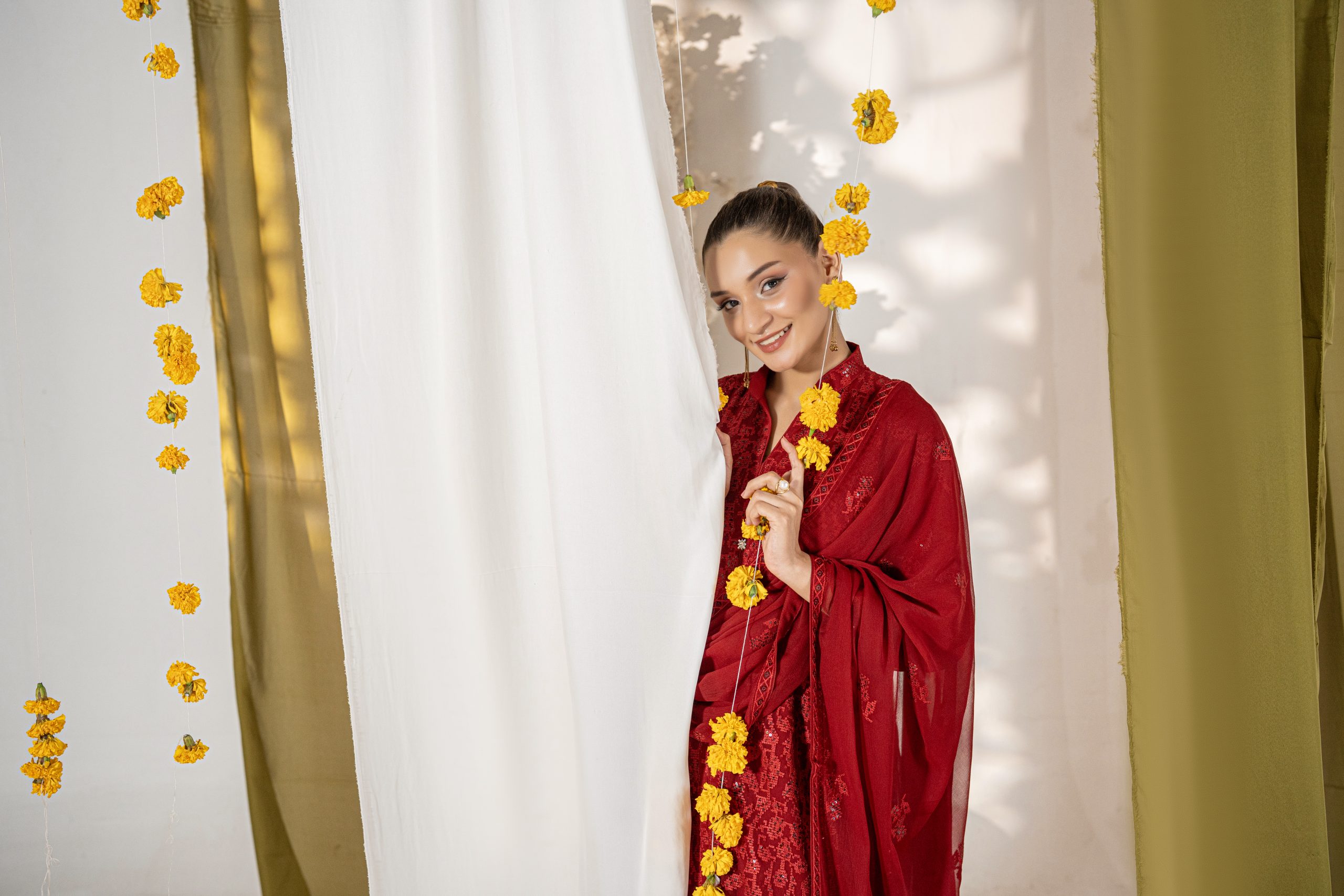 Ronaq – Deep Crimson Maroon - Image 16