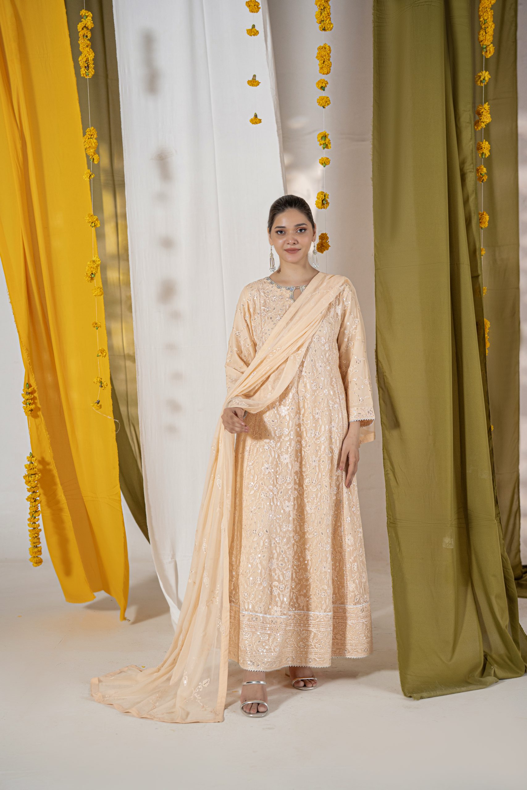 Momal – Soft Apricot - Image 2